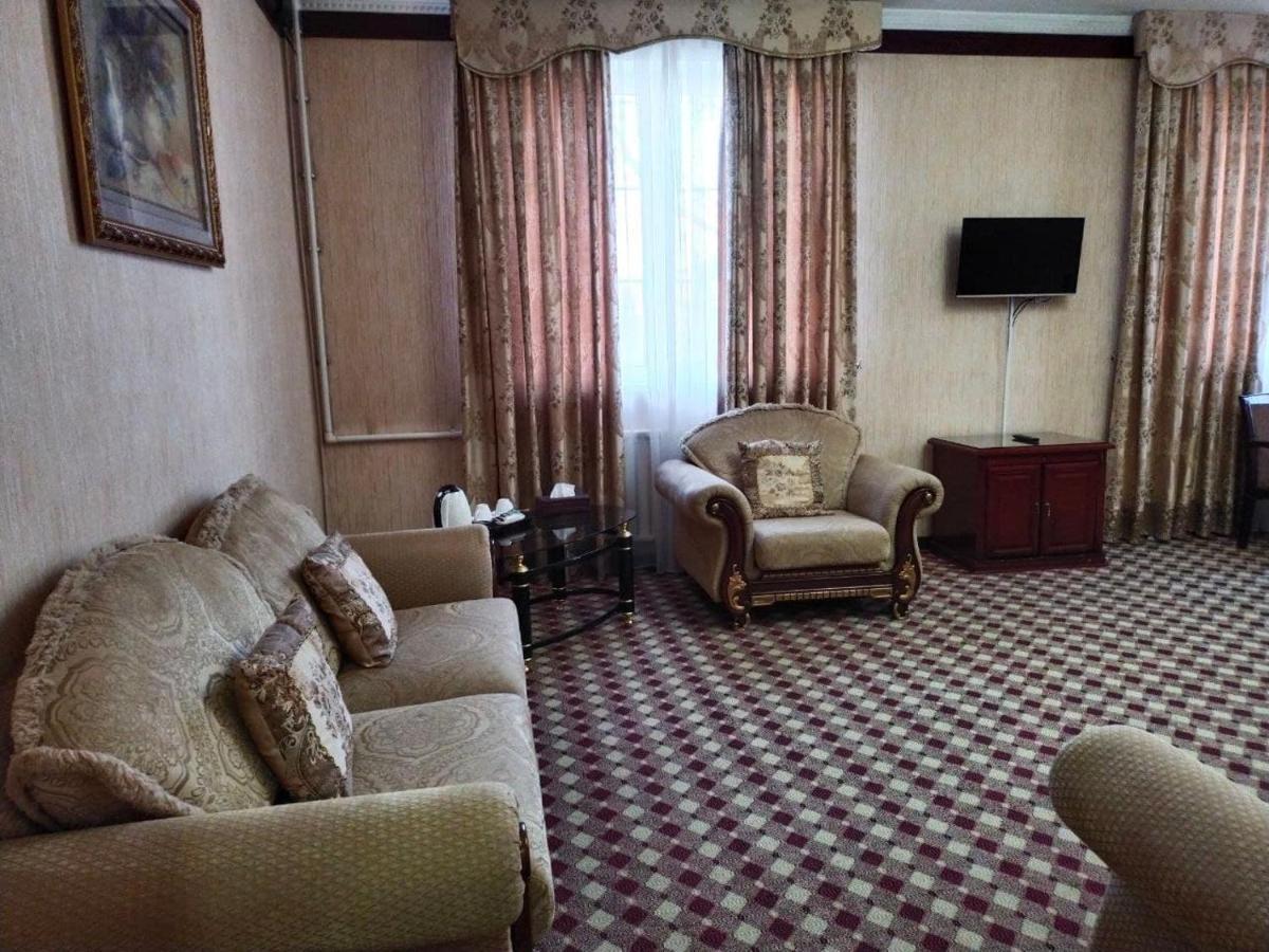 Asia Tashkent Hotel Exterior photo